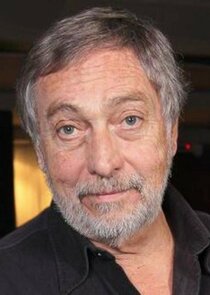 Luis Brandoni
as Manuel Tamayo Prats