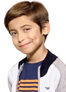 Aidan Gallagher
as Nicky Harper
