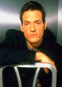Josh Hopkins
as Detective Alec Stone