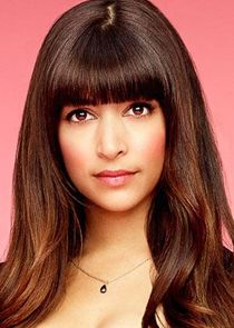 Hannah Simone
as Cecilia 