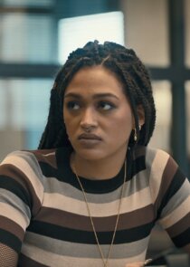 Savannah Basley
as Zooey L'Enfant