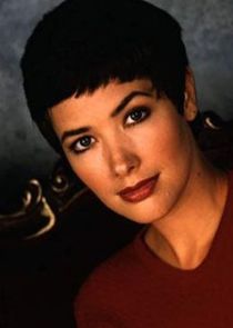 Janine Turner
as Mary Margaret 
