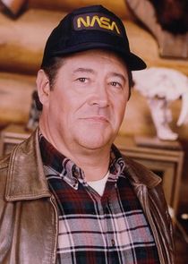 Barry Corbin
as Maurice J. Minnifield