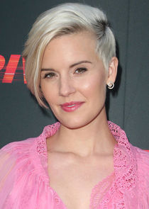 Maggie Grace
as Amanda Stevens