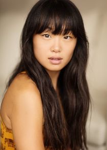 Alice Lee
as Leah Power