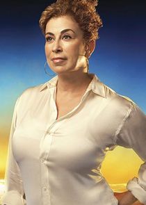 Roma Maffia
as Liz Cruz