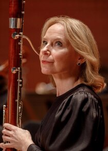 Amy Ryan
as Jan Bellows