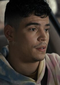 Aaron Dominguez
as Oscar Torres