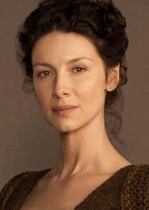 Caitríona Balfe
as Claire Randall