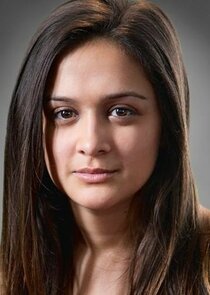 Amy-Leigh Hickman
as Mimi Saunders