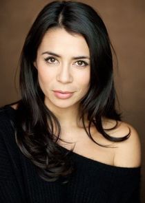 Michelle Lukes
as Sgt Julia Richmond