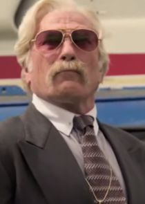 Ted Levine
as Obie Garbeau II