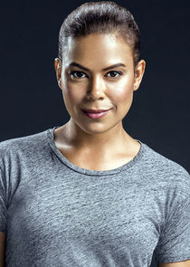 Toni Trucks
as Lisa Davis