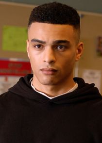 Gabriel Darku
as Geoff Allen