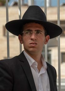 Adam Gabay
as Avishay Elbaz