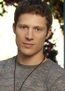 Zach Gilford
as Thomas 