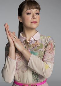 Tatiana Maslany
as Alison Hendrix