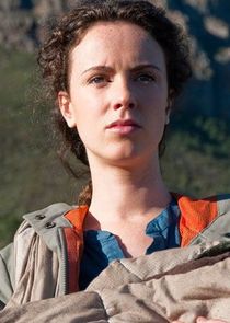 Amy Manson
as Fleur Morgan