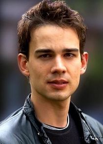 Christopher Gorham
as Neil Taggart