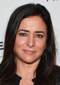 Pamela Adlon
as Joanie Novak