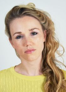 Sanne Samina Hanssen
as Lisa De Wit