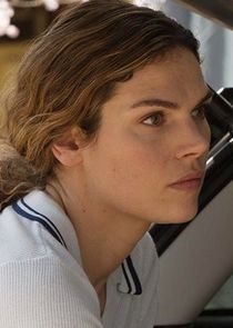 Anna Drijver
as Kim De Rooij