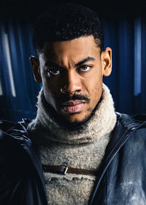 Aaron Pierre
as Dev-Em