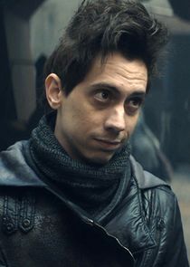 Rasmus Hardiker
as Kem