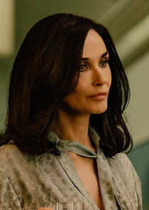 Demi Moore
as Cami Miller