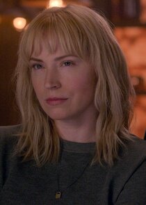 Beth Riesgraf
as Parker