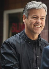 Rupert Graves
as Gary Jackson