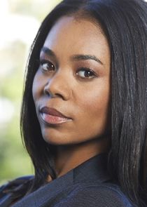 Regina Hall
as Deputy D.A. Evelyn Price