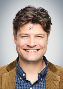 Jay R. Ferguson
as Chip Curry