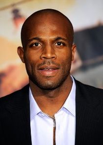 Billy Brown
as Raymond 