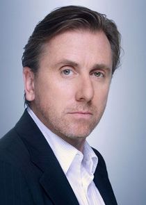 Tim Roth
as Dr. Cal Lightman