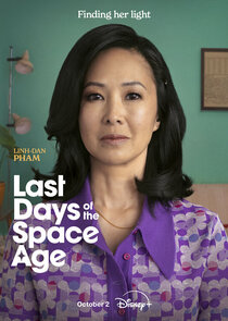 Linh-Dan Pham
as Sandy Bui