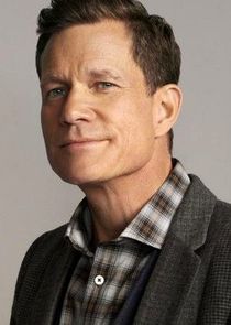 Dylan Walsh
as Paul Abbott