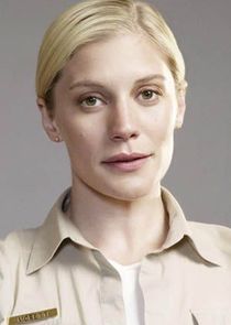 Katee Sackhoff
as Deputy Victoria 