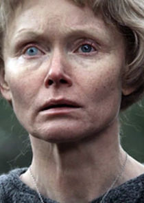 Essie Davis
as Iphigenia
