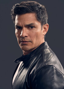 Nicholas Gonzalez
as Levi Delgado