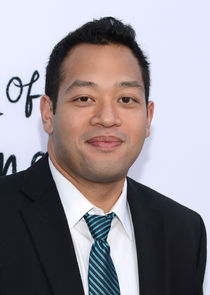 Eugene Cordero
as Hunter K-5E