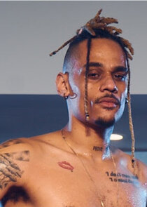 Jonathan-Ismael Diaby
as Dolo