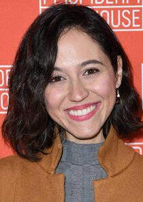 Sara Amini
as Meg Quigley