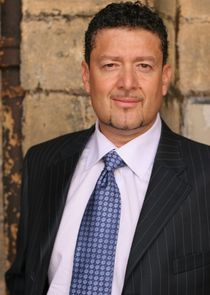 Michael Dobson
as Pythor