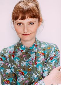 Kelly Metzger
as Nya