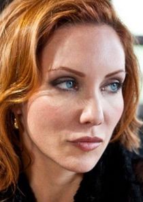 Jennifer Korbin
as Lacey Summers