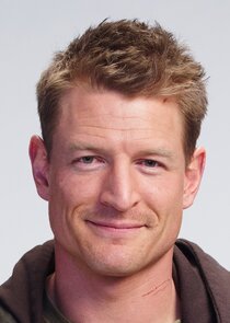 Philip Winchester
as Max Hammond