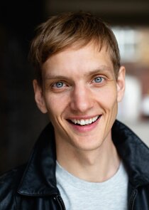 Paul Boche
as Walter Essner