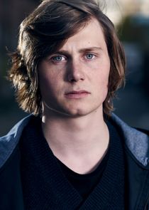 Moritz Jahn
as Herbert Brückner