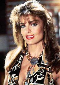 Tracy Scoggins
as Catherine 